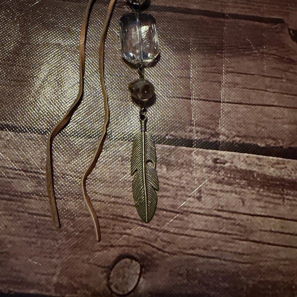 Beaded Metal Feather Leather Statement Necklace Toggle Clasp - Picture 3 of 3